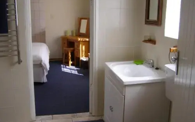 Falconcrest Self-catering Cottages and B&B
