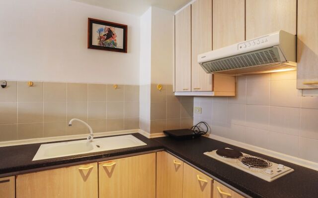 Baan Sansaran by Favstay