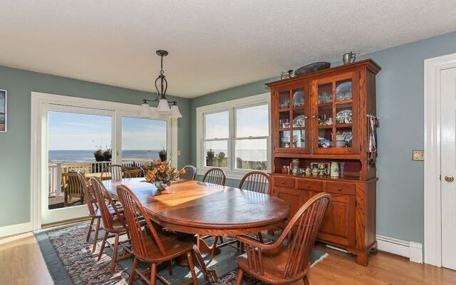 803 Commercial St Home