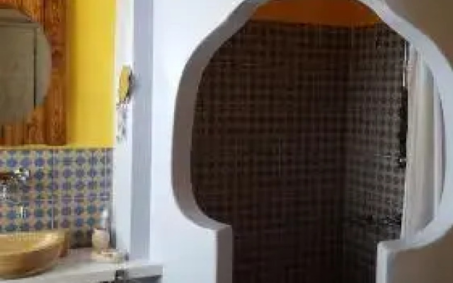 Manolia