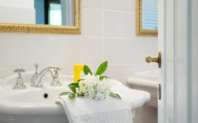 Borgo Rosso Country House B&B