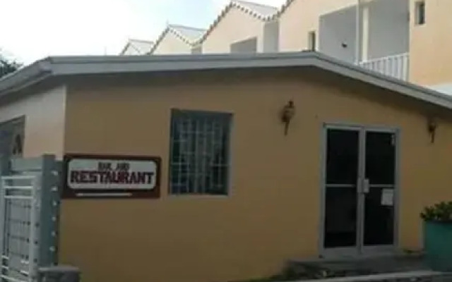 Golden Era Hotel