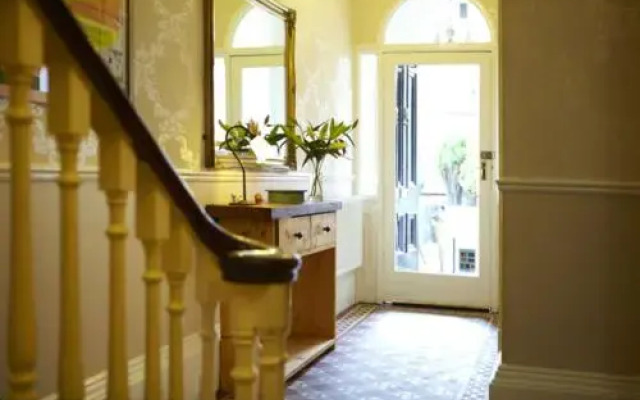 The Waves Coastal Bed and Breakfast