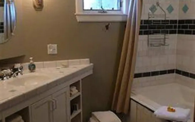 Shooting Star Bed and Breakfast