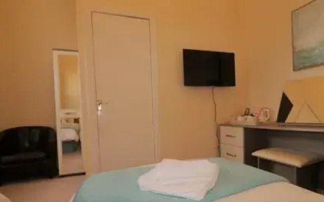 Annan Hotel