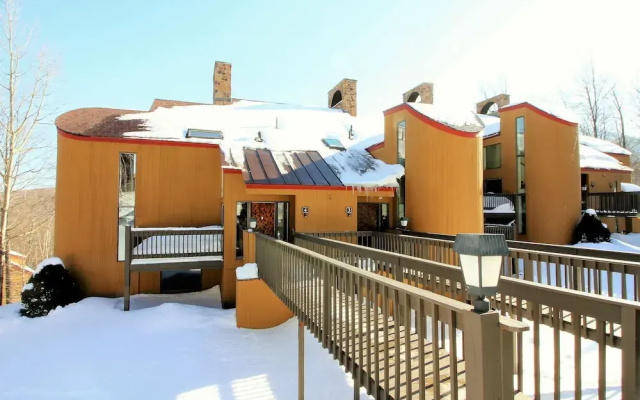 Winterberry Townhouse #4 by RedAwning