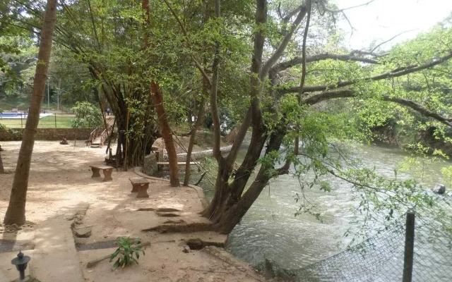 Vista Dambuluoya Family Park