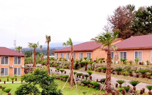 Hwangto Resort