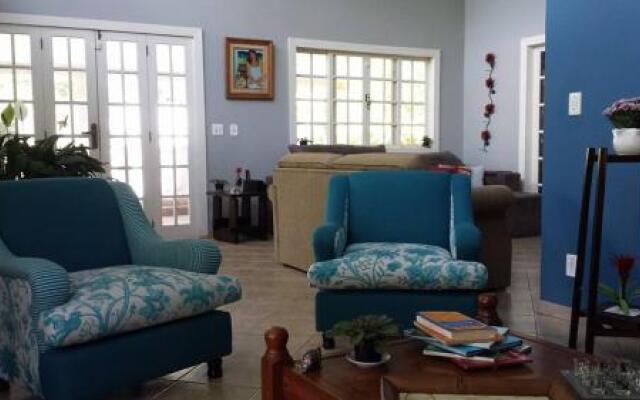 Nina-Flor Pousada Lumiar