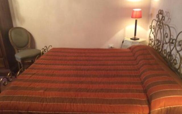 La Piazzetta Toscana B&B