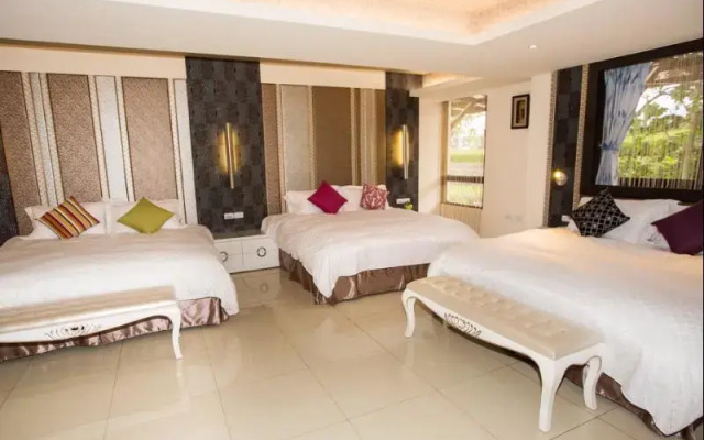 Aqua Dancing Hotel