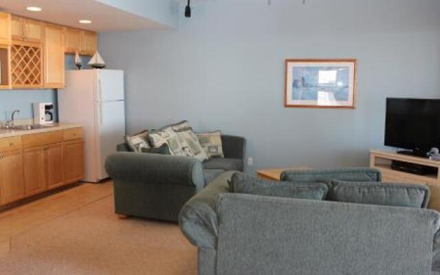 Double Duck - 4 Br Home