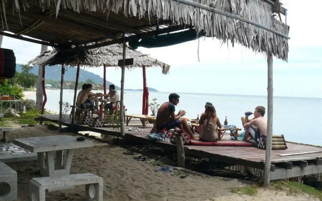 Zoe Frenchy Resort