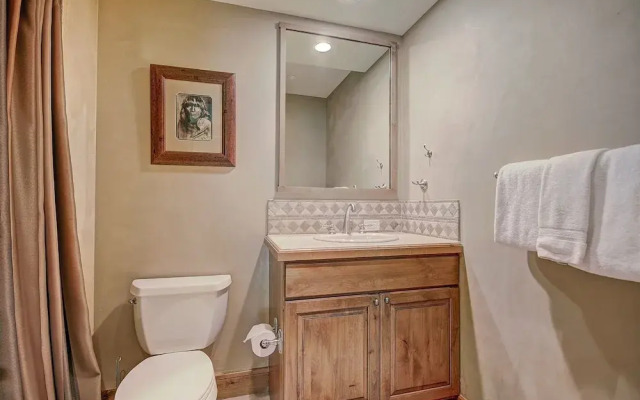 Arrowhead Village A304A