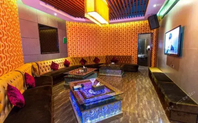 Zhong Ying Holiday Hotel