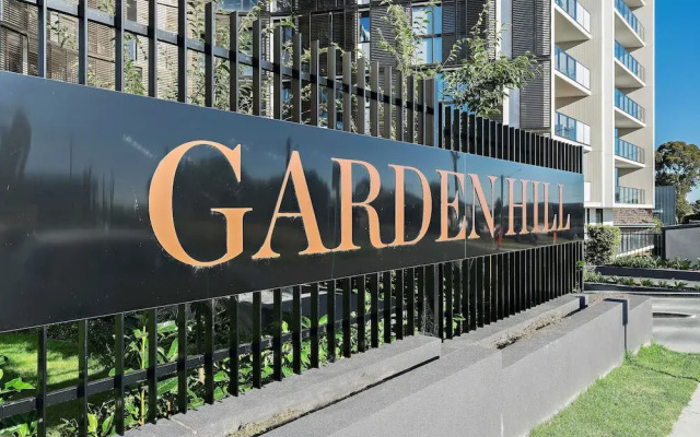 Roomerang at Garden Hill 1