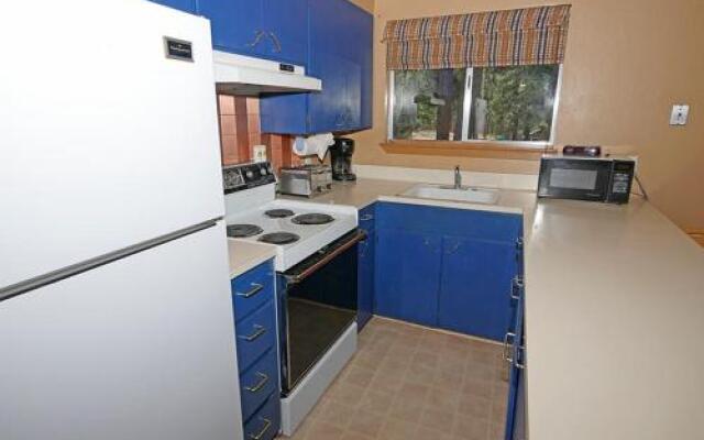 2552 Humboldt by RedAwning