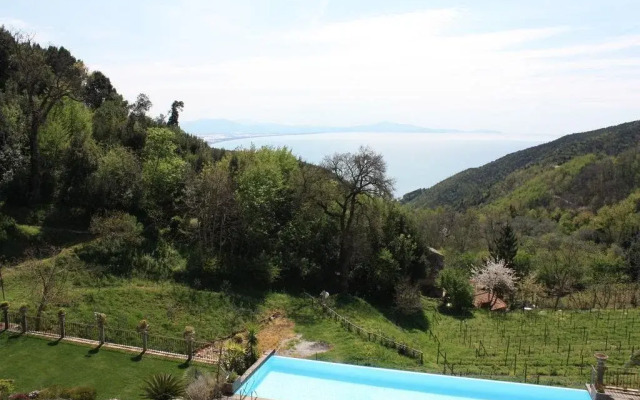Villa Lupara
