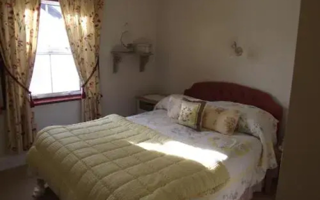 Netherdene Country House Bed & Breakfast