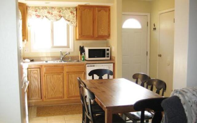 Mammoth View Villas 18