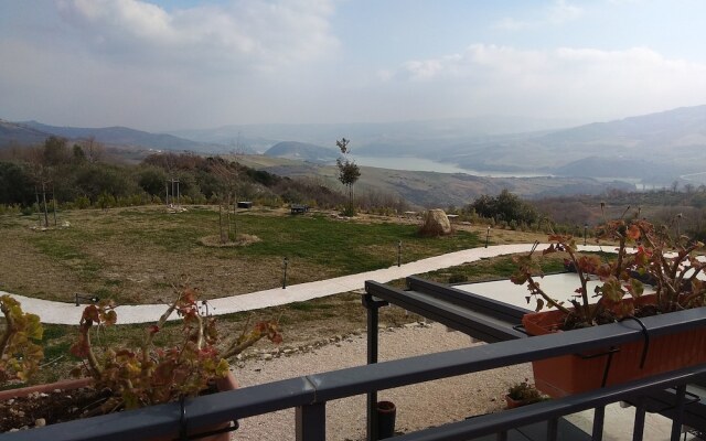 Le Terre Del Sacramento