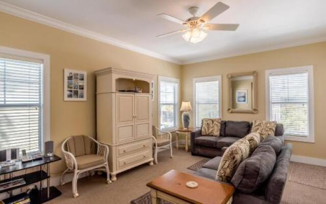 Dolphin Isle 9AU - 1 Br Condo