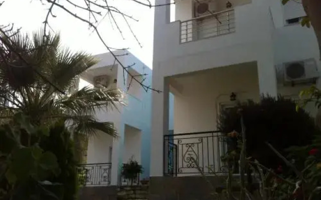 Korfes Apartments