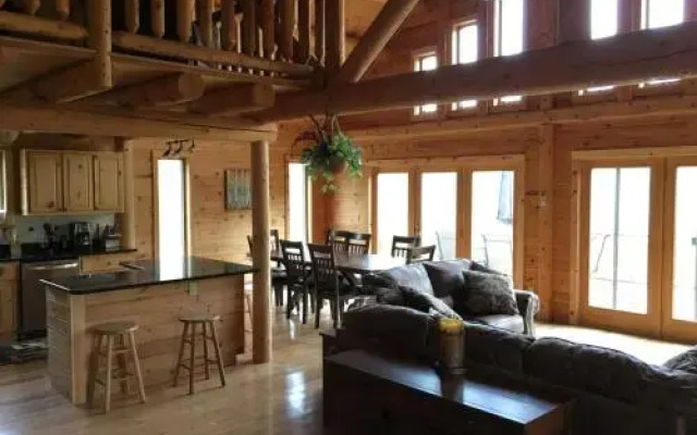 Lake Placid & Whiteface Grand Pines Lodge