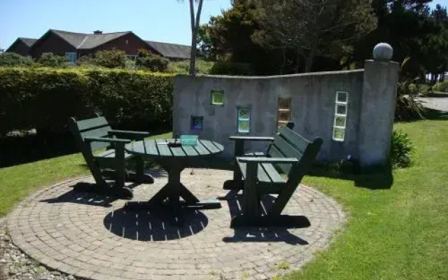 Clifford House B & B