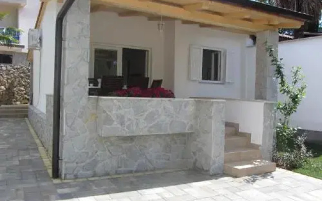 Holiday Home Lujo