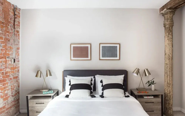 Grand Irish Channel Suites by Sonder