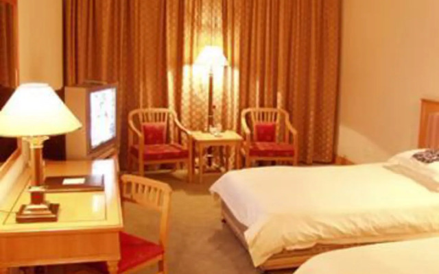 Lily Hotel