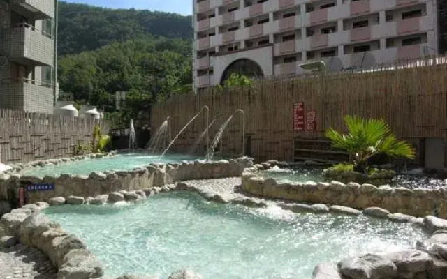 Sunrise Hotel