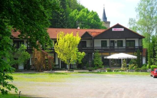 Motel Zur Festwiese