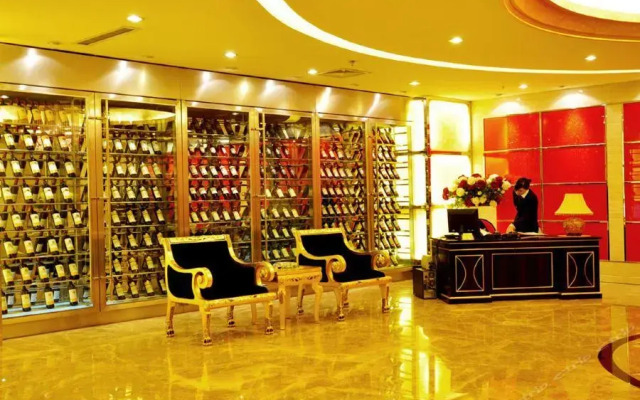 Piaget Hotel