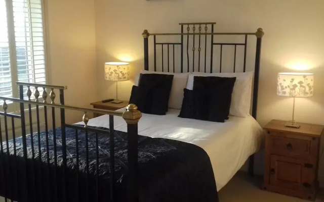 Castle View House Bed and Breakfast