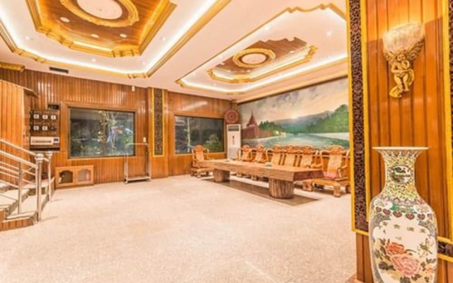 Sunrise Hotel