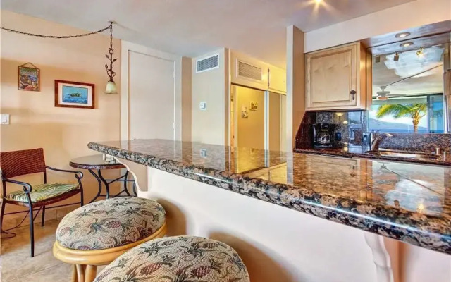 Lahaina Shores 321 by RedAwning