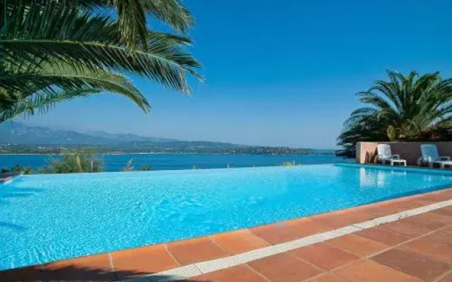 Les Hauts de Pavellone