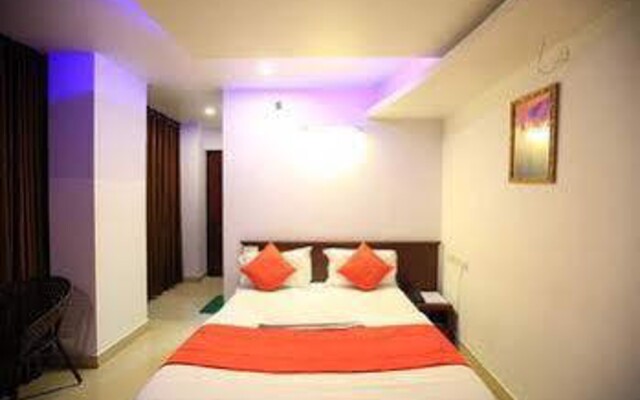 Zo Rooms Majestic Railway Station