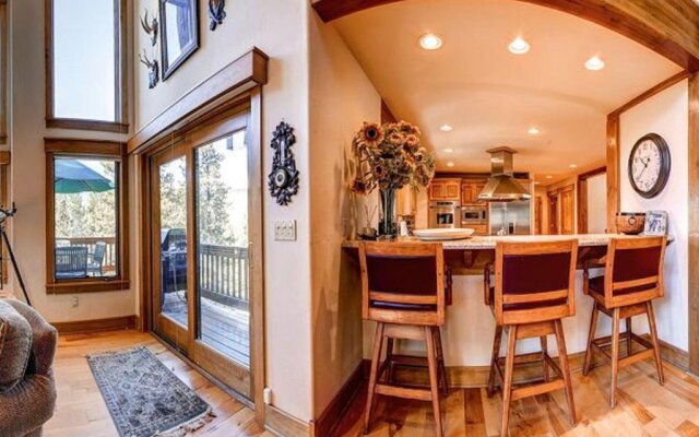 Silverview at Highlands