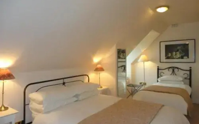 Westwood Country House