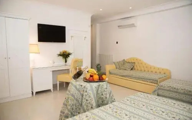 Falli Exclusive Rooms And Breakfast