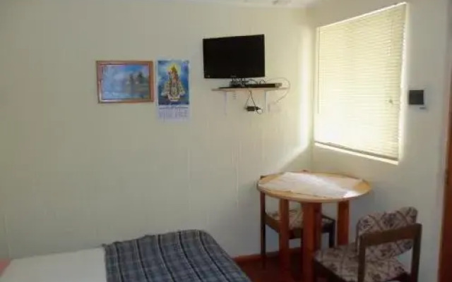 Acropolis Hostal