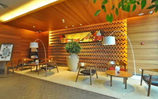 Linyi Hongcui Garden Hotel
