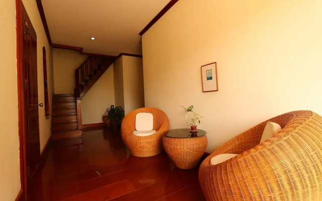 Aroon Residence