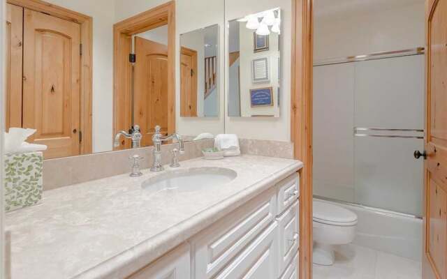 Ridge Condominiums 2685 by RedAwning