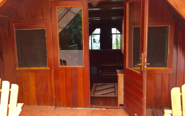 Chalet Nicholas Bed & Breakfast