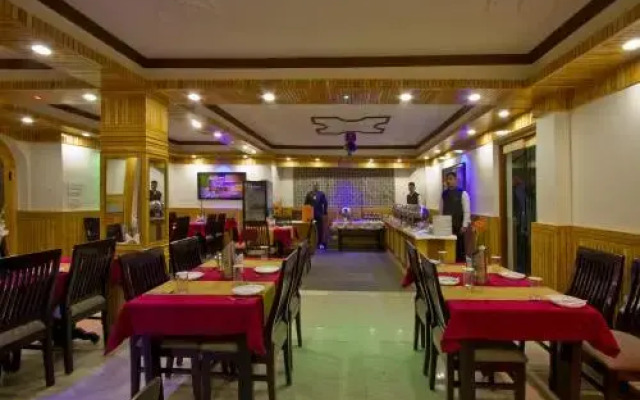 Hotel Himgiri Manali