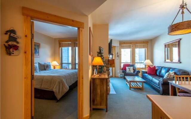 Taylors Crossing 302 - 1 Br Condo